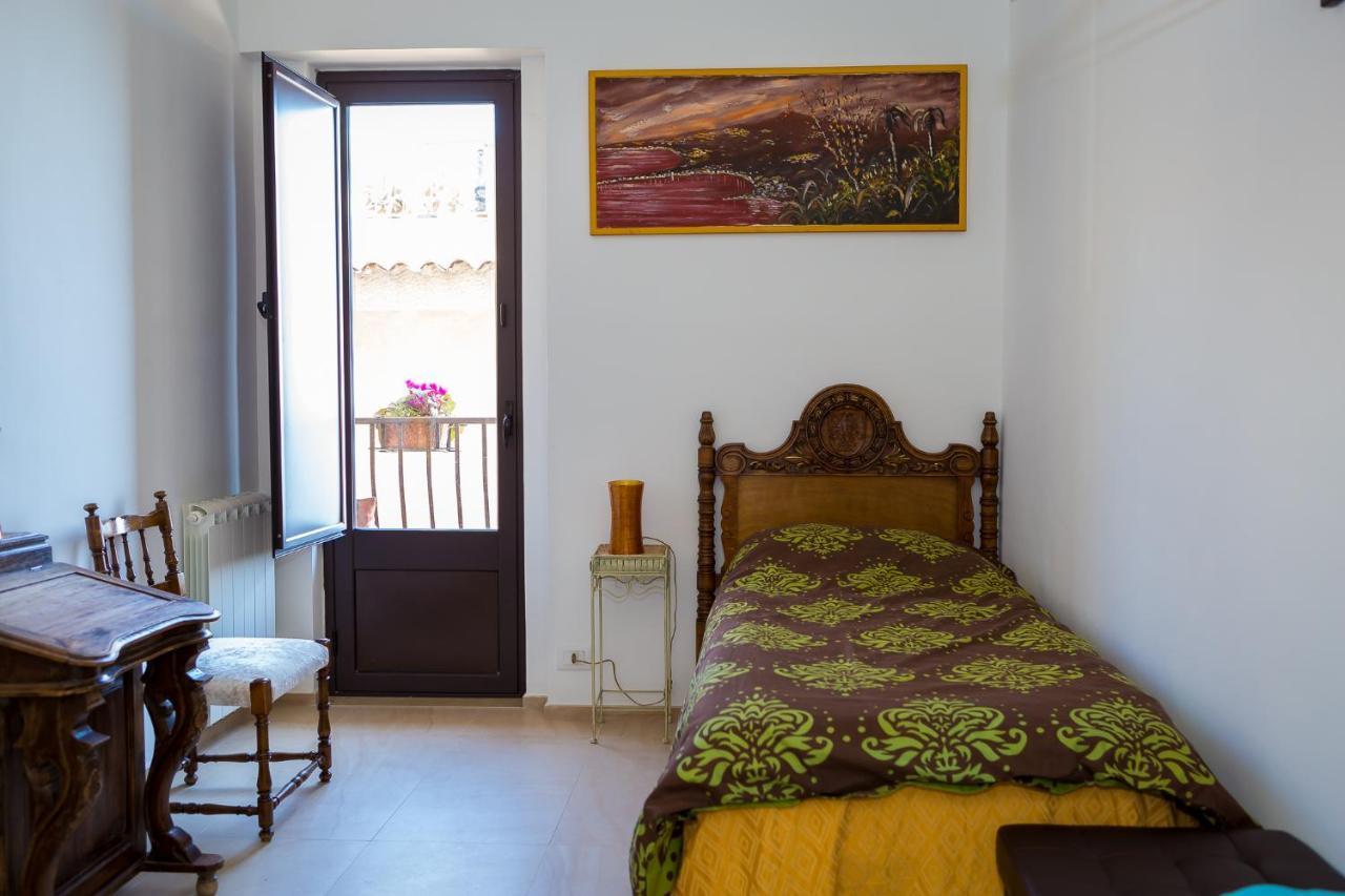 B&B La Casa Gialla Taormina Exterior foto