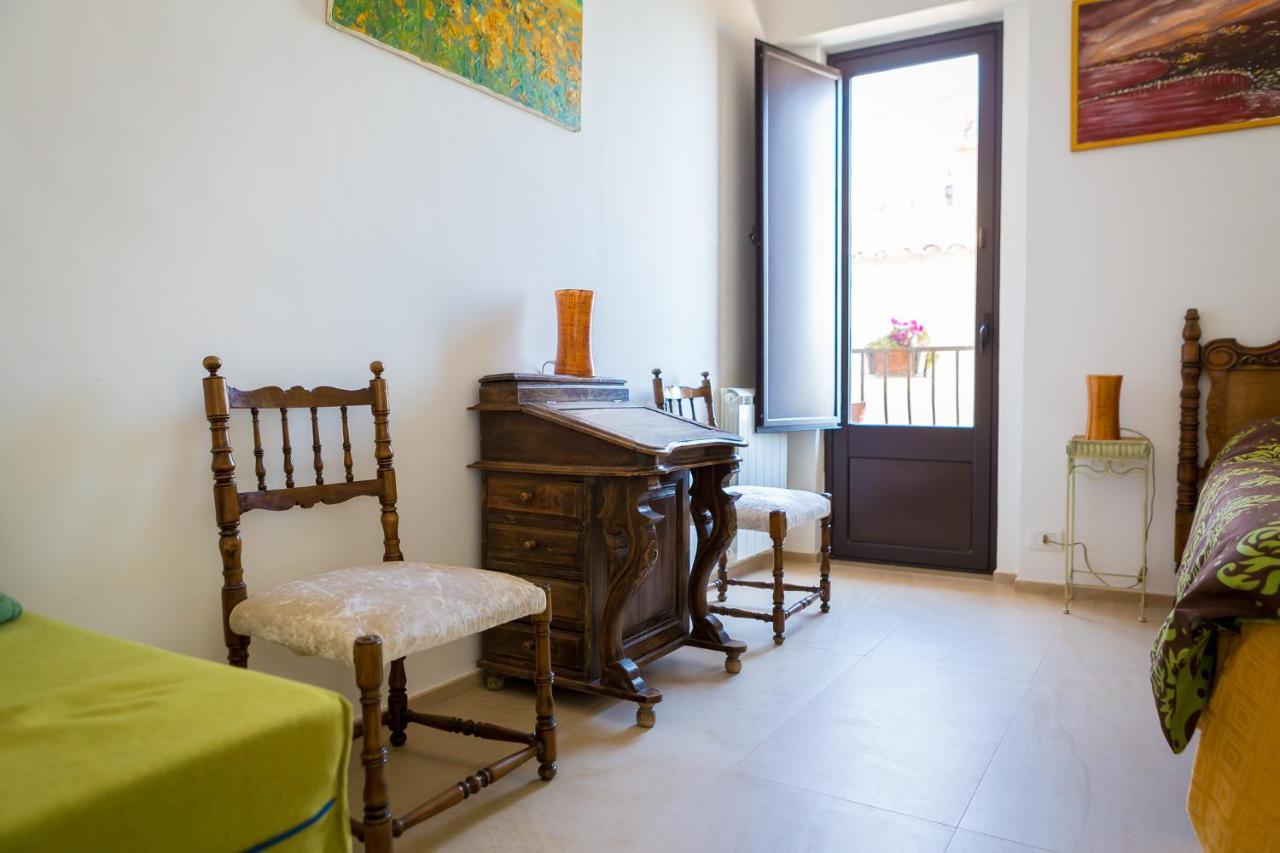 B&B La Casa Gialla Taormina Exterior foto